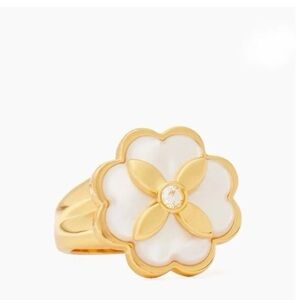 $128 kate spade Heritage Bloom Signet Ring